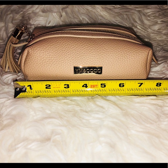 TAN COSMETIC BAG❤️❤️❤️ - Picture 3 of 3